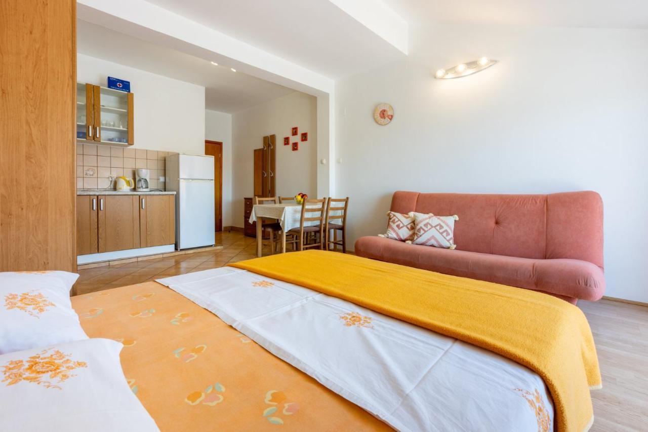 Ciara Apartment Crikvenica Bagian luar foto