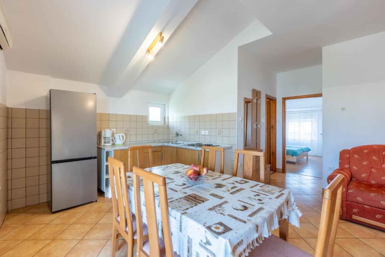 Ciara Apartment Crikvenica Bagian luar foto